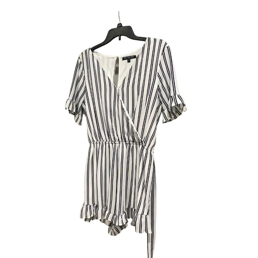 Black and White Striped Short Sleeve Romper with Tie Waist - Size Large -